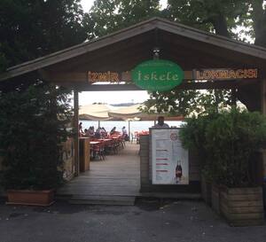 Iskele Cay Bahcesi Istinye Merkez Istanbul